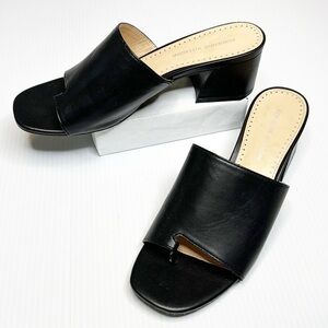 Adrienne Vittadini Asteroid Black Toe Loop Slides (9)